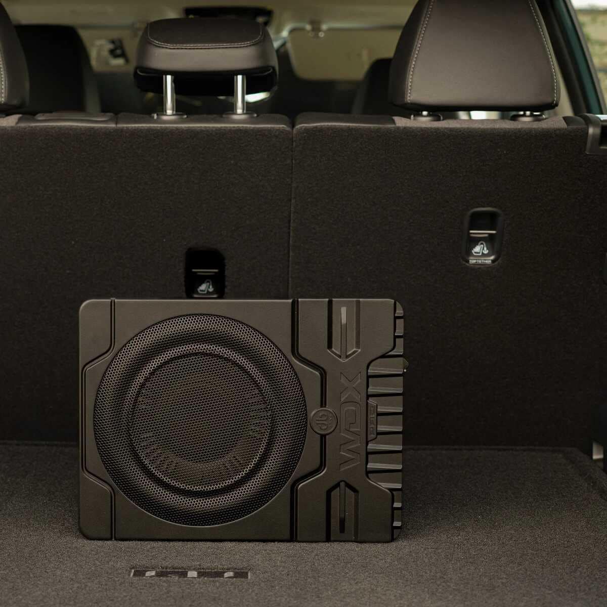 DB DRIVE 1200 WATT COMPACT UNDER SEAT 10" POWERED SUBWOOFER